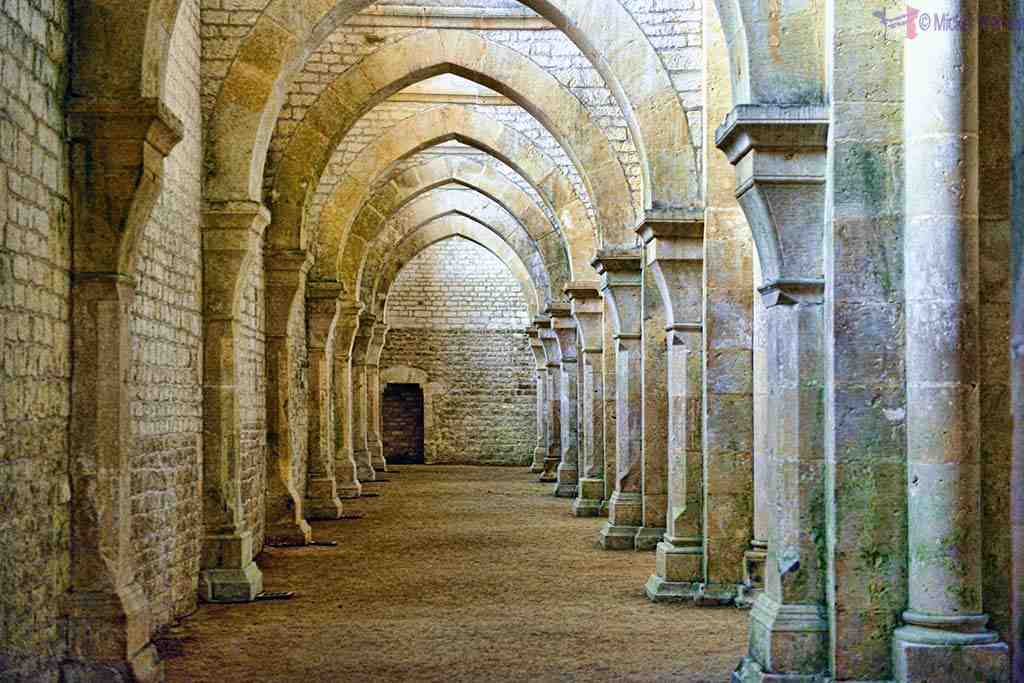 montbard, fontenay, abbey